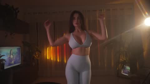 Jennifer Diaz online show from 03/19/26, 10:03