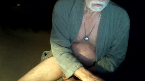 Snapshot of jt335577 chatting on 06/01/26, 03:52 jt335577 online show from 06/01/26, 03:52