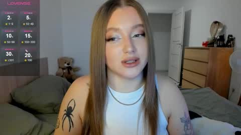 Julia and Julia online show from 02/06/25, 02:26