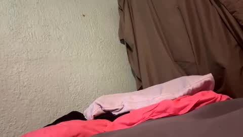 juan72701 online show from 04/22/26, 11:56