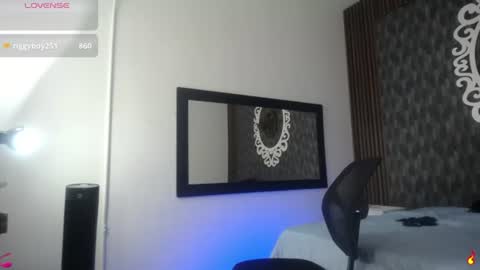 Snapshot of juan_123__ chatting on 07/08/26, 11:20 Juan123 online show from 07/08/26, 11:20