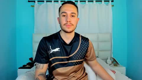 Juan online show from 11/18/25, 01:44