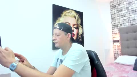 JUAN  online show from 03/25/26, 11:38