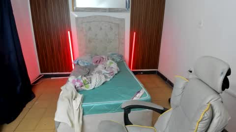 juan_and_luke online show from 02/22/26, 12:47