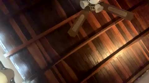 lJuanl online show from 05/20/26, 01:28
