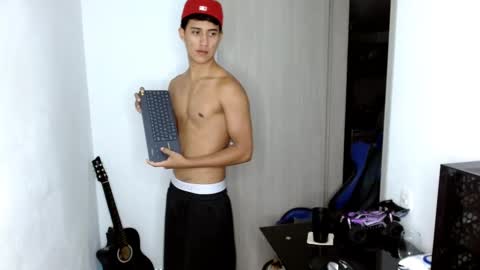 JuanDa online show from 02/11/25, 04:22