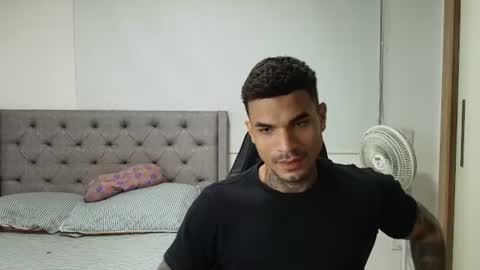 Snapshot of juan_gomez_1 chatting on 06/24/26, 05:06 juan_gomez_1 online show from 06/24/26, 05:06