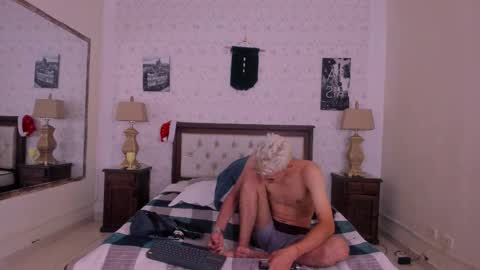 Snapshot of juan_lovers chatting on 12/06/24, 06:50 J U A N L O V E R S online show from 12/06/24, 06:50