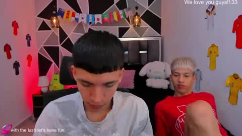 Snapshot of juan_nd_steven chatting on 06/26/26, 11:03 JuanSteven online show from 06/26/26, 11:03