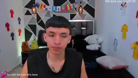 Snapshot of juan_nd_steven chatting on 06/27/26, 09:09 JuanSteven online show from 06/27/26, 09:09