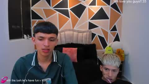 Snapshot of juan_nd_steven chatting on 07/17/26, 03:46 JuanSteven online show from 07/17/26, 03:46