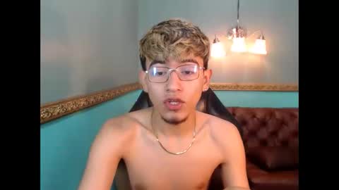 juan_saul1 online show from 06/01/26, 10:28