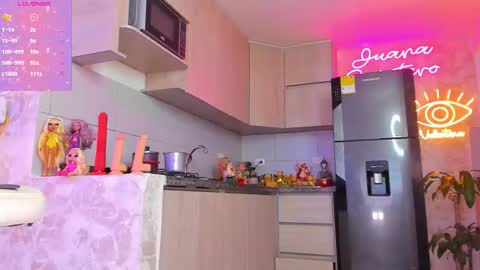 Snapshot of juana18quintero chatting on 10/20/25, 01:00 JUANA VALENTINA QUINTERO independent model ONLY FANS --- Juanaquintero online show from 10/20/25, 01:00