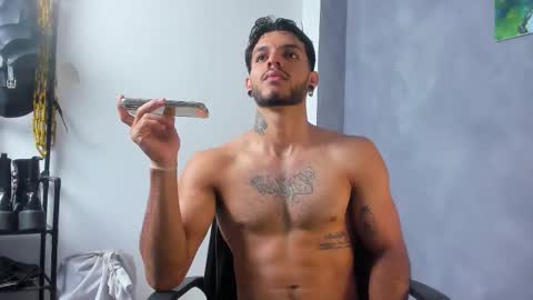 Juan Esteban online show from 02/05/26, 01:05