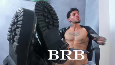 Juan Esteban online show from 05/03/26, 03:56