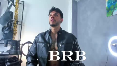Snapshot of juanbladde chatting on 06/09/26, 01:39 Juan Esteban online show from 06/09/26, 01:39
