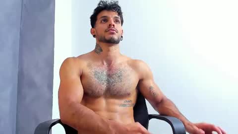 Snapshot of juanbladde chatting on 06/21/26, 03:09 Juan Esteban online show from 06/21/26, 03:09