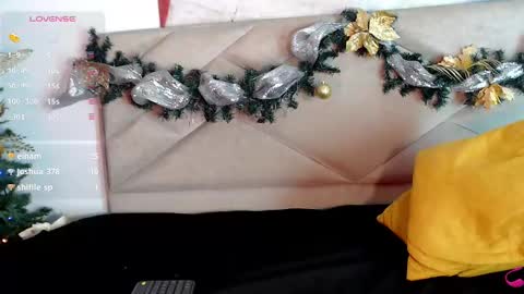 juancamilo66_ online show from 12/21/24, 09:44