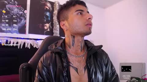 juancamilo66_ online show from 12/24/24, 07:17