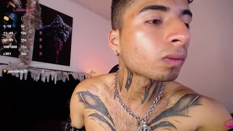 juancamilo66_ online show from 01/03/25, 01:59