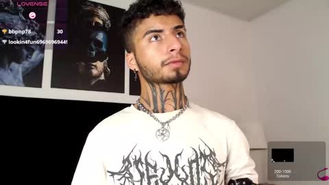 juancamilo66_ online show from 02/23/25, 10:42