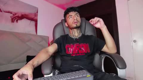 juancamilo66_ online show from 09/12/25, 11:48