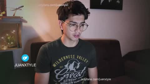 . online show from 10/15/25, 04:18