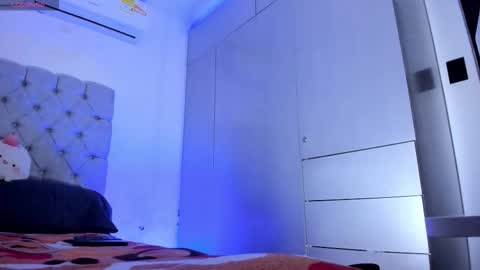 Snapshot of juande_24 chatting on 10/16/25, 04:46 independent model online show from 10/16/25, 04:46