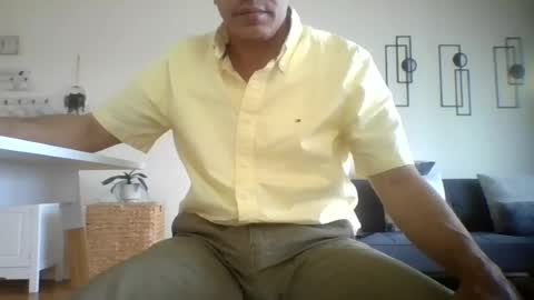 Snapshot of juanearth1 chatting on 07/06/26, 10:34 juanearth1 online show from 07/06/26, 10:34