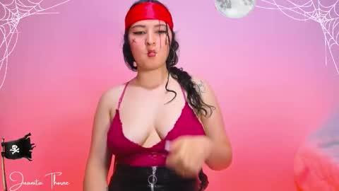 Snapshot of juanita_thorne chatting on 10/31/25, 12:22 online show from 10/31/25, 12:22