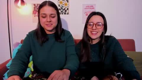 juanitaaa_ online show from 05/08/26, 07:03