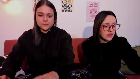 juanitaaa_ online show from 07/02/26, 01:16