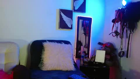 Juanita online show from 12/15/24, 05:02