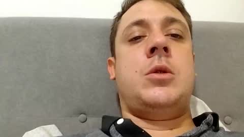 Snapshot of juanmapapiirico chatting on 10/27/25, 02:15 JuanmaSEX online show from 10/27/25, 02:15