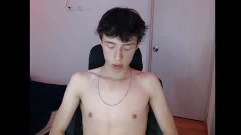 Snapshot of juanmres chatting on 11/06/25, 06:25 juanmres online show from 11/06/25, 06:25