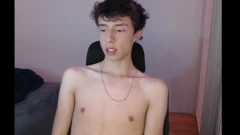 Snapshot of juanmres chatting on 11/12/25, 03:29 juanmres online show from 11/12/25, 03:29