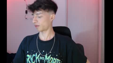 Snapshot of juanmres chatting on 11/20/25, 04:01 juanmres online show from 11/20/25, 04:01