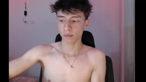 Snapshot of juanmres chatting on 12/05/25, 11:52 juanmres online show from 12/05/25, 11:52