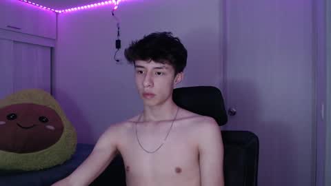 juanmres online show from 04/12/26, 02:16