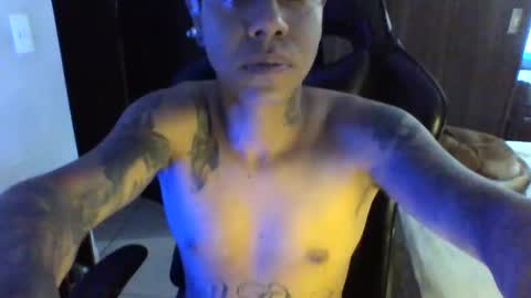 juanpt69 online show from 01/01/25, 12:22