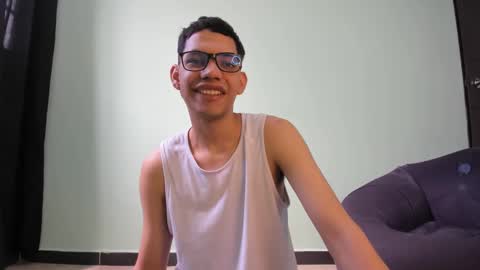 Snapshot of juansuarez204 chatting on 01/26/25, 05:44 juansuarez204 online show from 01/26/25, 05:44