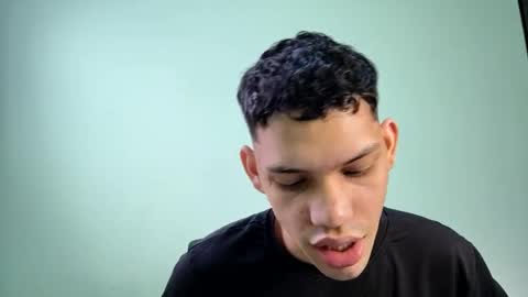 Snapshot of juansuarez204 chatting on 03/07/25, 10:32 juansuarez204 online show from 03/07/25, 10:32