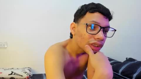 Snapshot of juansuarez204 chatting on 10/13/25, 07:36 juansuarez204 online show from 10/13/25, 07:36