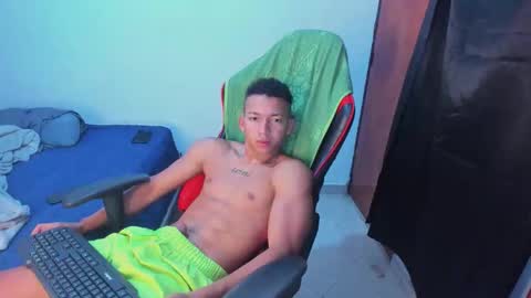 juansw66 online show from 06/11/26, 01:42