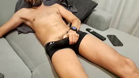 juanxxxo_ online show from 10/26/25, 10:54