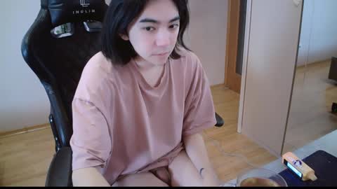 Aoi online show from 12/09/24, 01:51