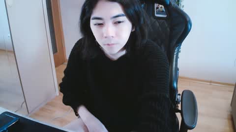 Aoi online show from 01/11/25, 09:04