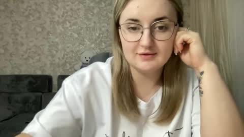 JudeValenti online show from 12/03/25, 04:38