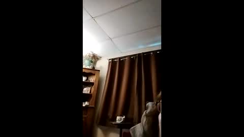 Snapshot of judy689179 chatting on 05/22/26, 06:35 I dont do web cam This thing does a thing of its own online show from 05/22/26, 06:35