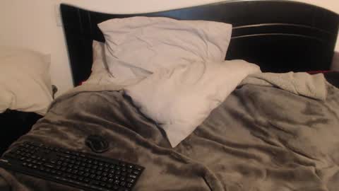 Juan Alcal online show from 12/22/24, 06:06